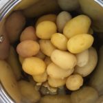 Tortino di patate ricoperto da Emmenthal filante